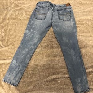 American Eagle Bleached jeans